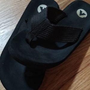 Airwalk Balck flip flops